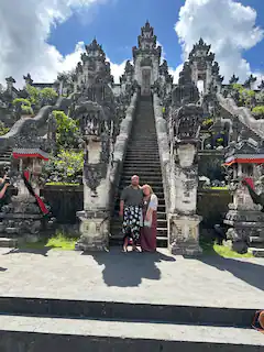 Airbnb Profile Picture